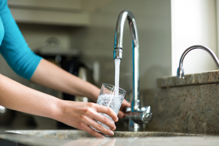 como purificar el agua potable en casa